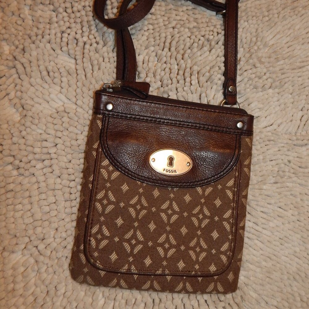 Fossil Cross Body Bag Ladies Maddox Leather/Canvas Keyhole Crossbody - Brown